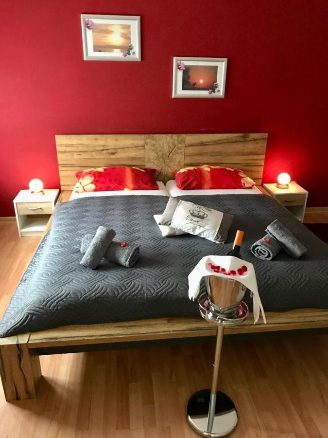 Komfort-Ferienwohnung Dreilaendereck 옥트룹 외부 사진